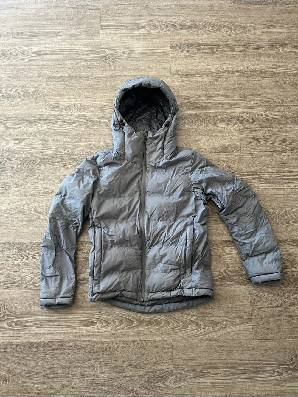 Uniqlo Down Puffer Winter Jacket Seamless Parka Mens Small Gray Hooded 2015
